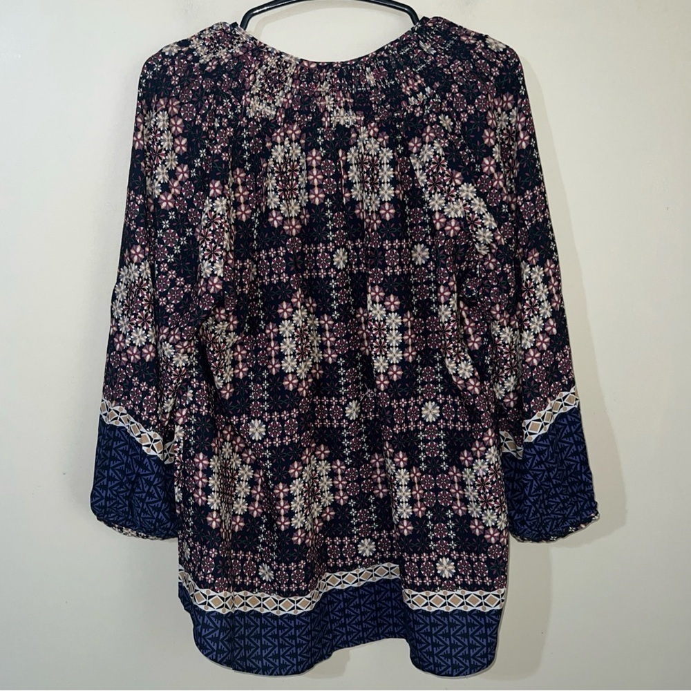 11.1 Tylho Anthropologie Patterned Blouse Medium NWT - Picture 4 of 4
